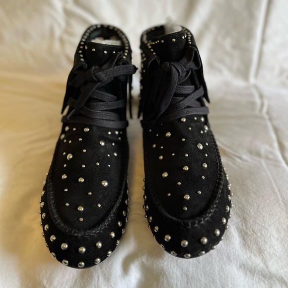 🌺NWT Schutz Eve Studded Boots, Size 10 - Picture 3 of 10